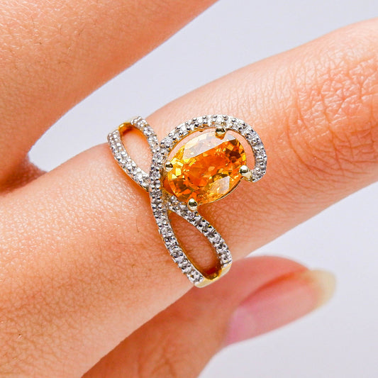 แหวนทอง9K ฝังพลอย บุษราคัม (yellow sapphire) + เพชร (diamond)