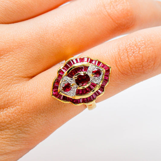 แหวนทอง9K ฝังพลอย ทับทิม (Ruby) + เพชร (Diamond)