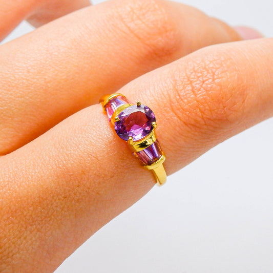 แหวนทอง9K ฝังพลอย แซฟไฟร์ดิบ (Sapphire) + เพชร (Diamond)