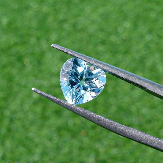 Thaigems พลอยสกายบลูโทพาส (Sky Blue Topaz)